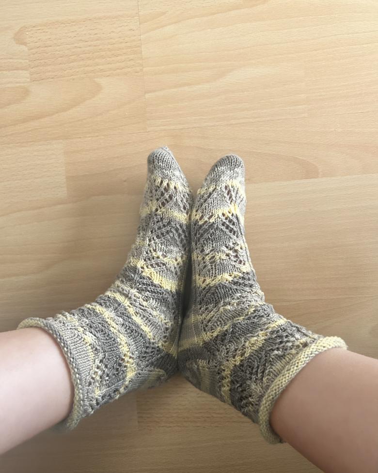 getragene Stricksocken    (5 Tage)
