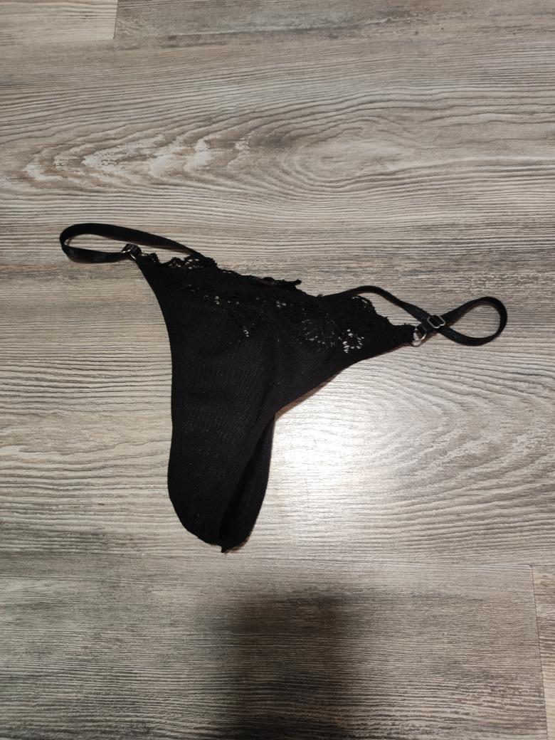 Schwarzer String