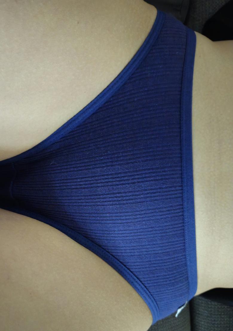Getragenen Slip mit Trage Spuren