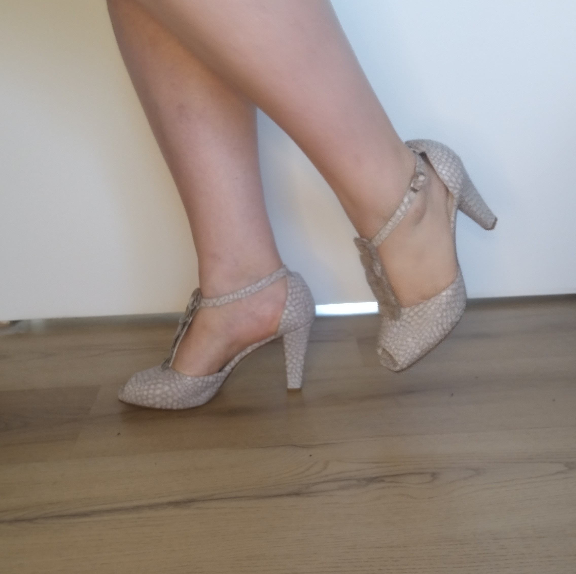 Champagne Peep-Toes