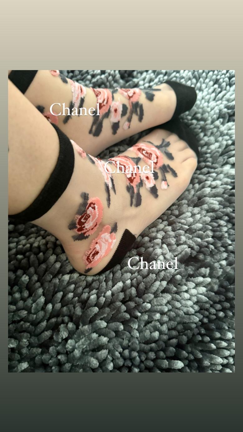 Schwarze Rosen Socken