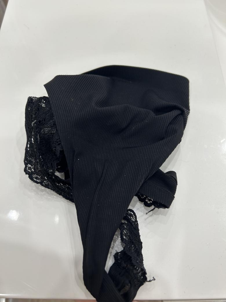 Black string