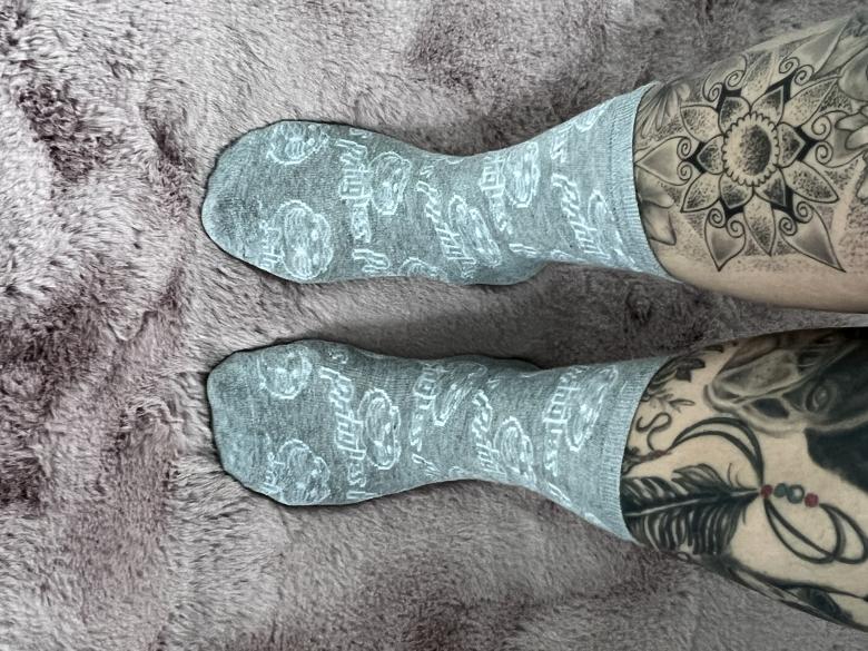 Graue lange Socken