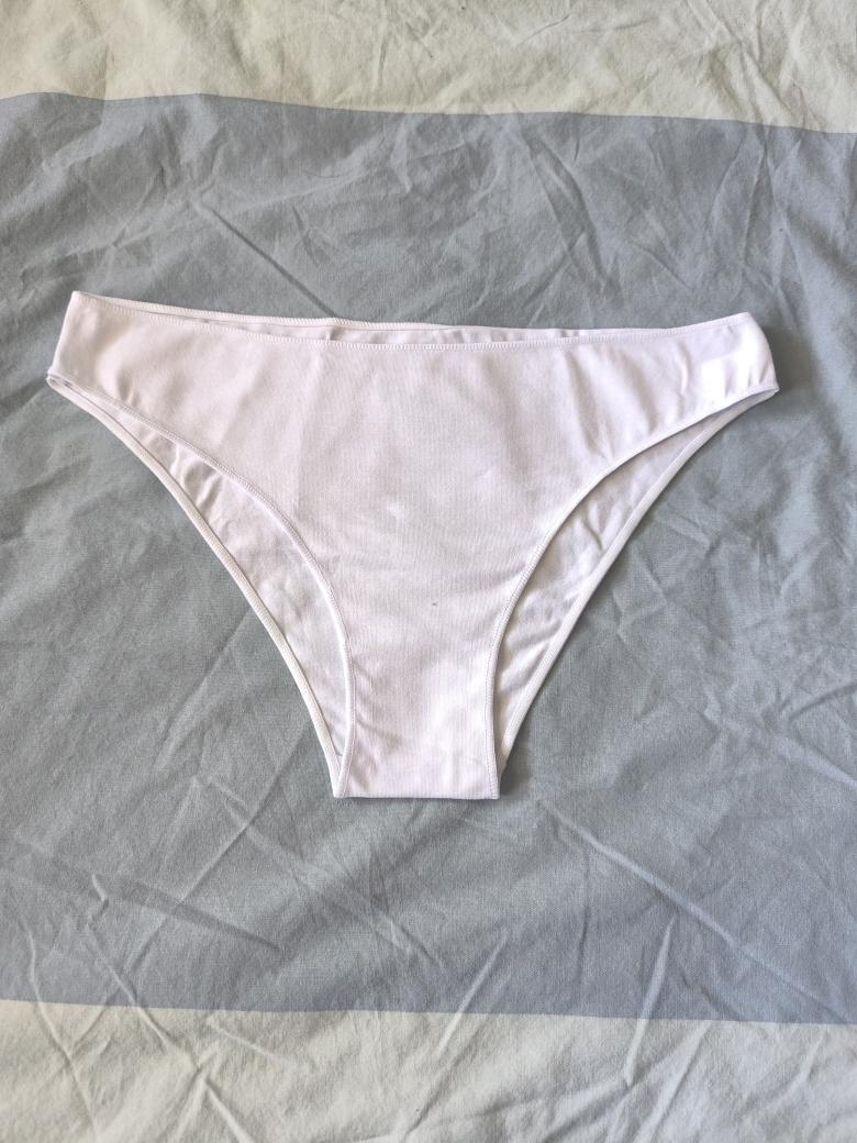 Schlichter weiße Slip 🤍