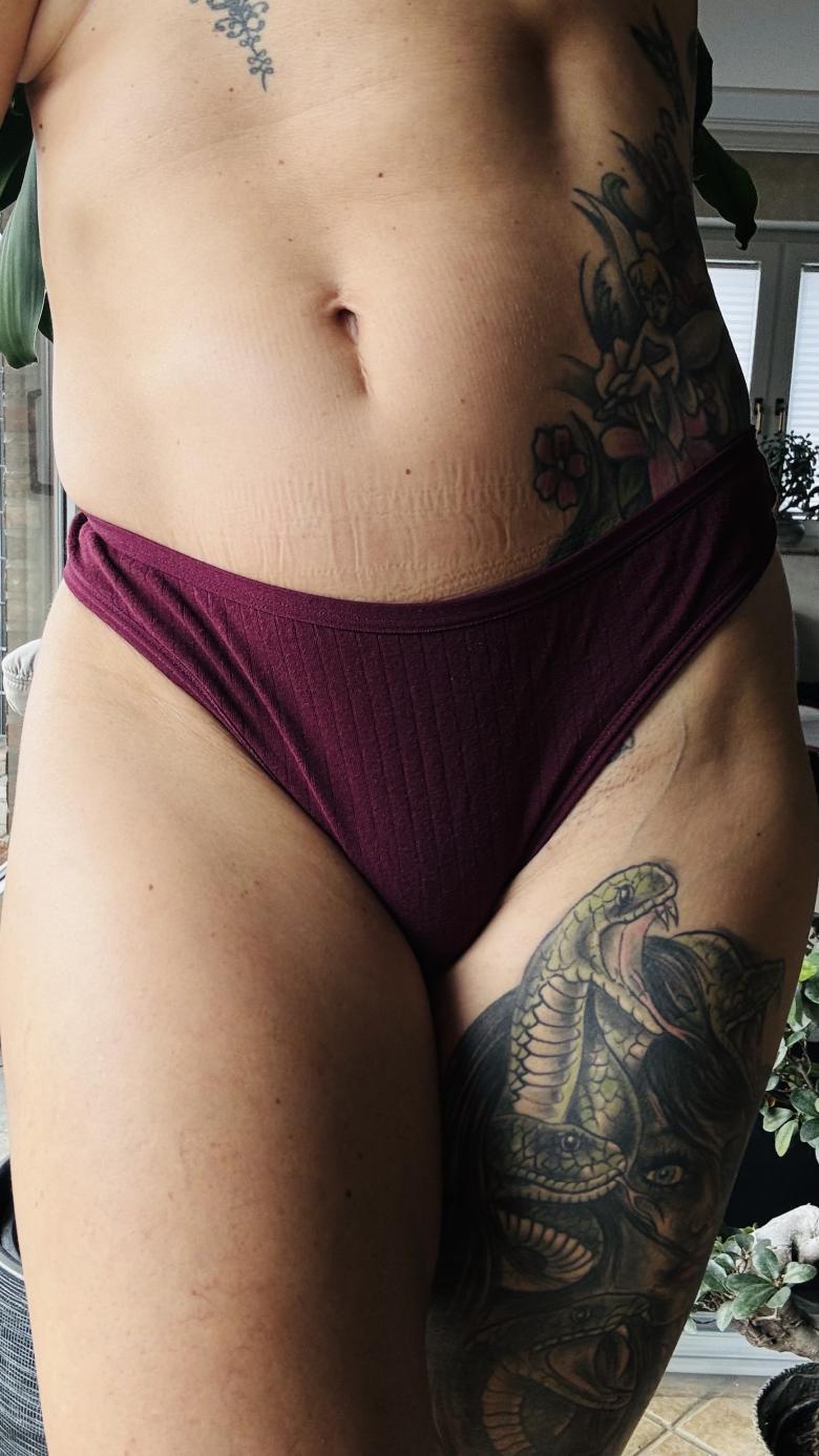 Verführerischer Roter String ❤️‍🔥