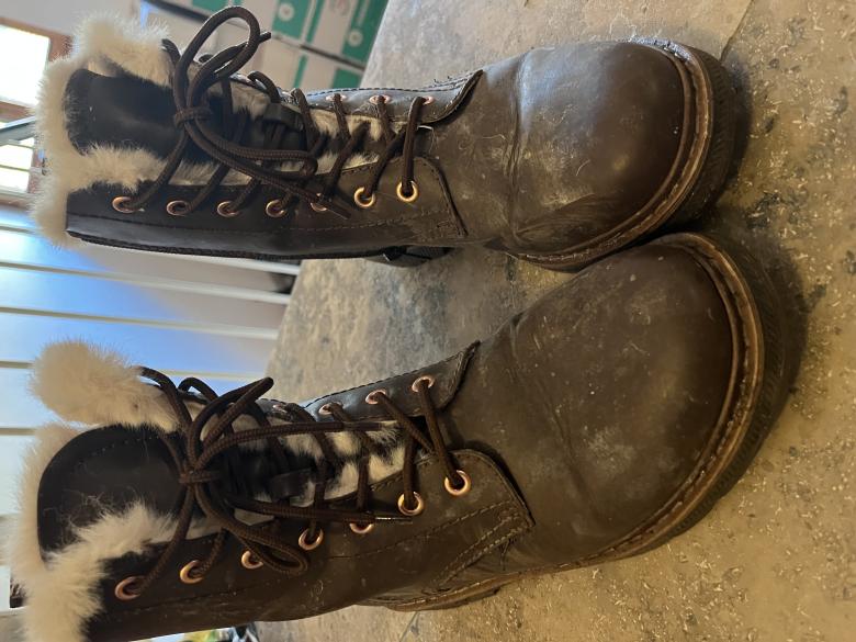 Dreckige Stiefel