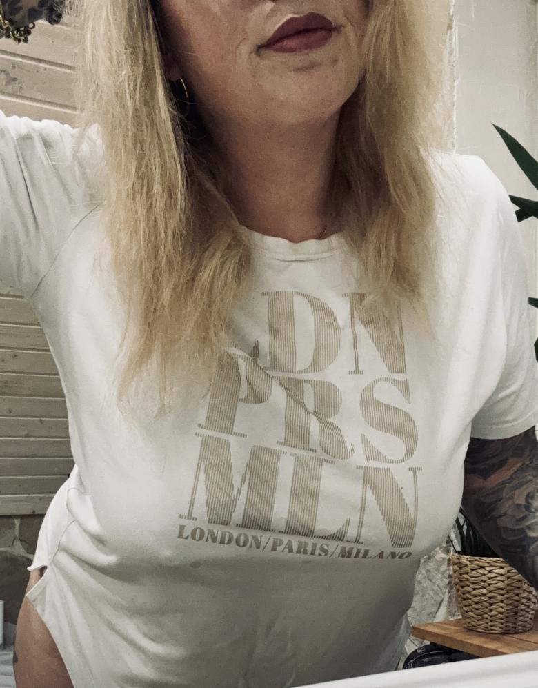 Schwitziges Shirt
