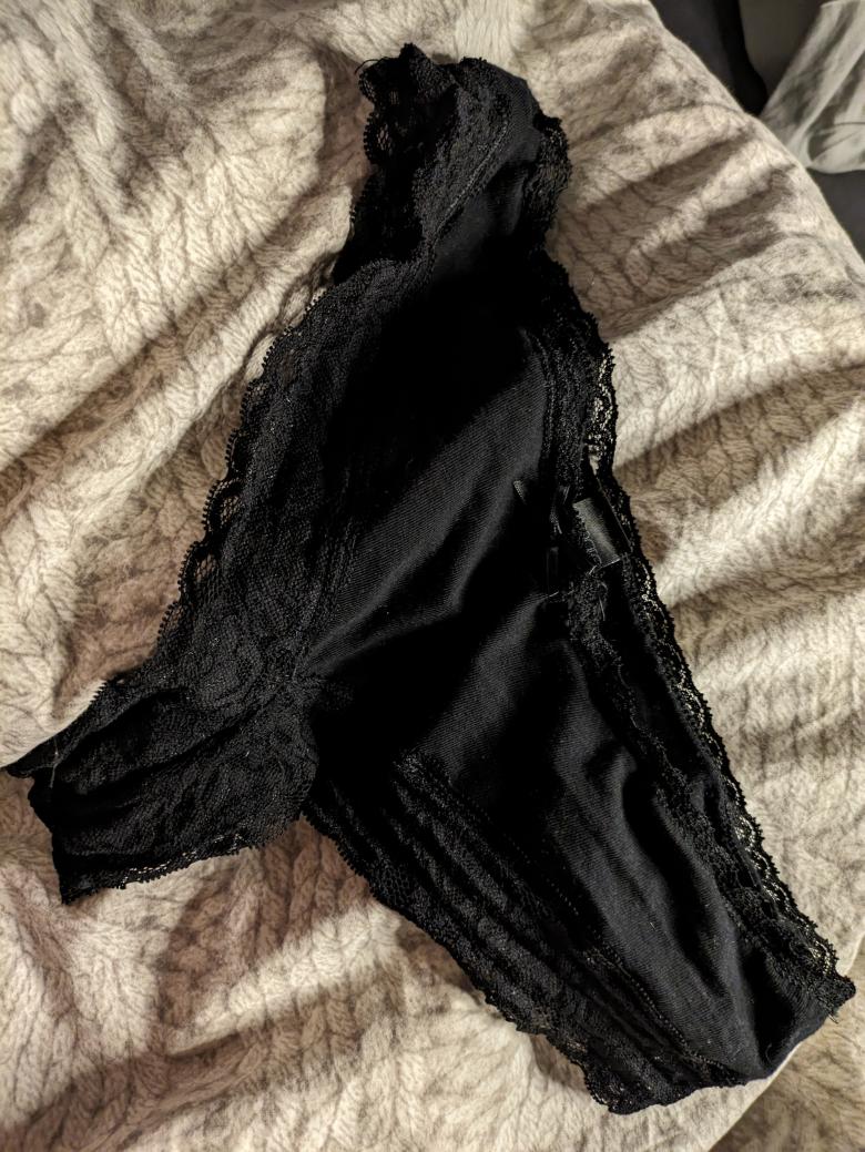 Schwarzer slip