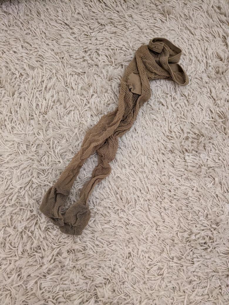 Stinkige Netzstrumpfhose