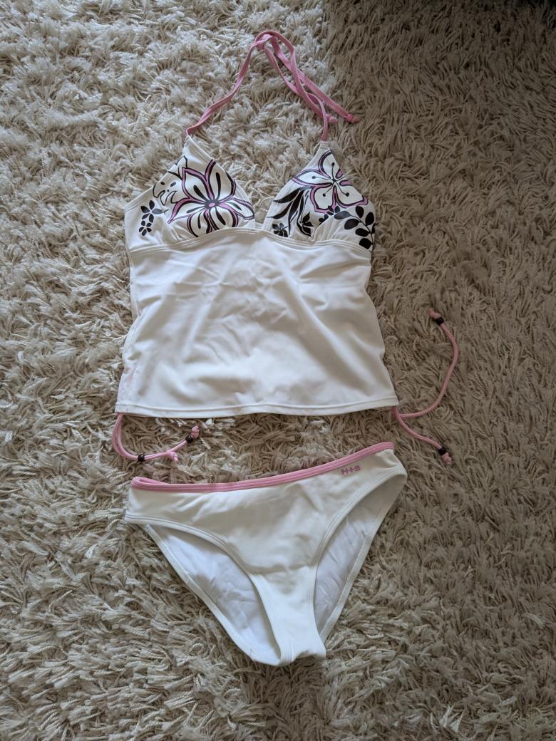 Getragener Bikini