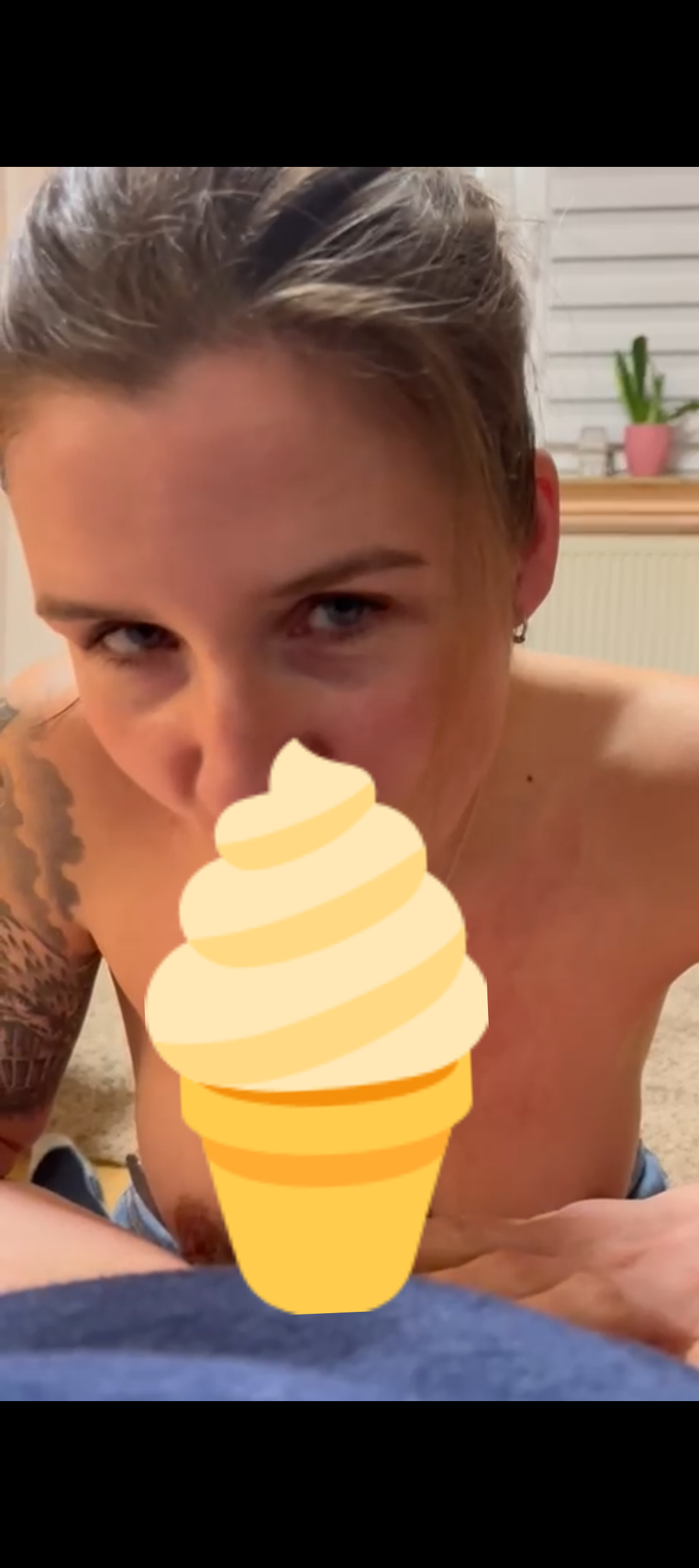 Spontaner tiefer Blowjob
