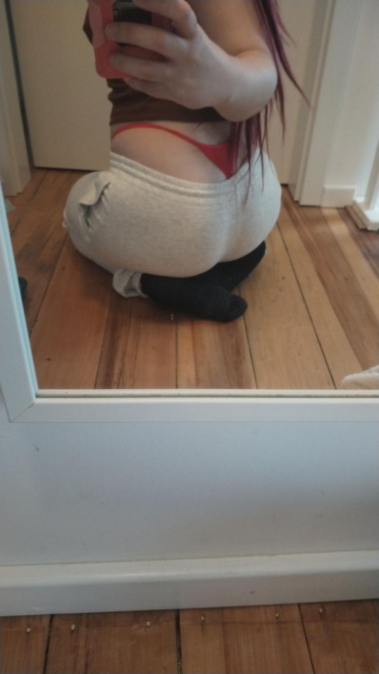 Tanga in rot