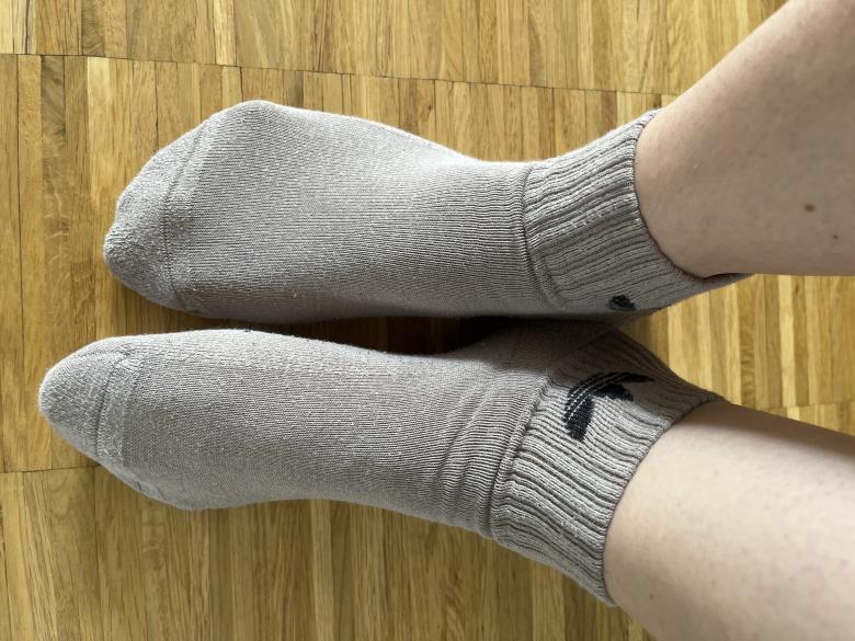 Getragene Sportsocken